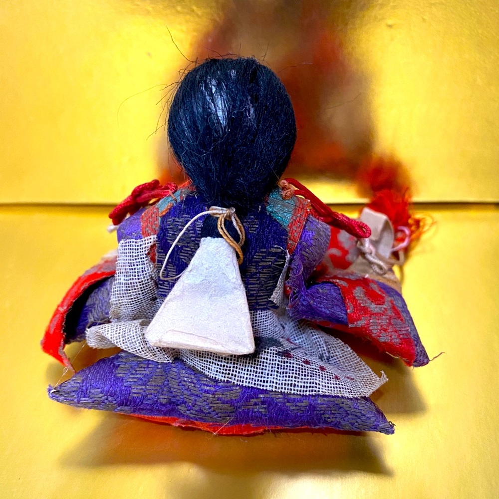 JAPANESE HINAMATSURI VINTAGE COLLECTIBLE DOLL FIGURE APPROX 4” - Picture 6 of 16